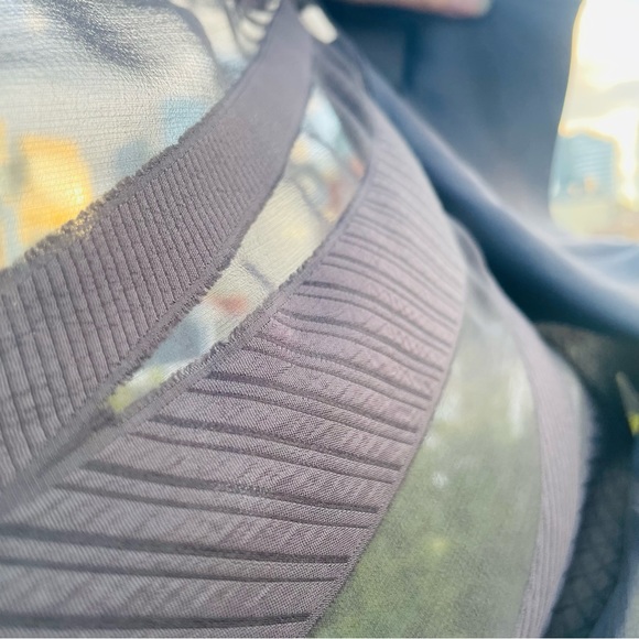 GIORGIO ARMANI Gun Black Gray Satin Silk Italy Light Charcoal Rectangular Scarf - Picture 10 of 16